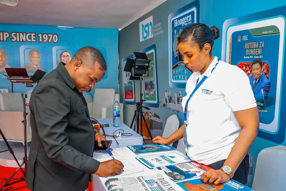 Acting JAB Director General Visits TSN Booth