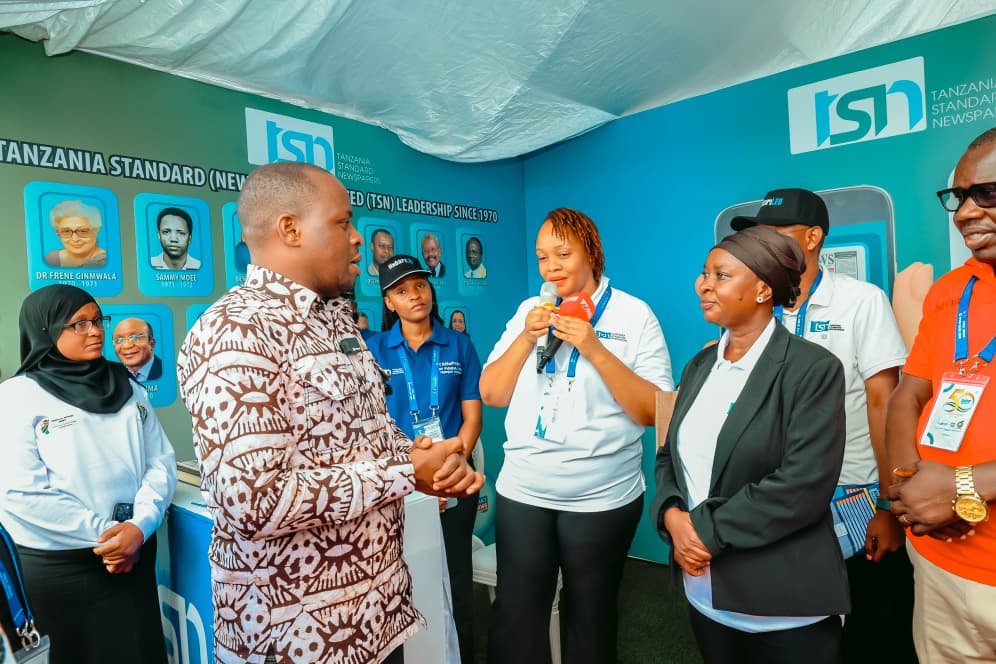 Information Ministry Permanent Secretary Visits TSN Booth